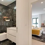 Lejlighed Host Wise - Bright Seaside Flat *