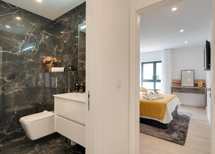 شقة Host Wise - Bright Seaside Flat *