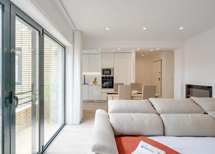 Apartment Host Wise - Bright Seaside Flat Povoa de Varzim